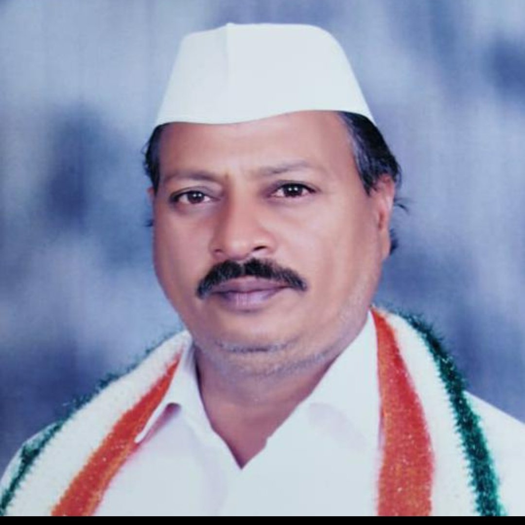 Vinodgupta74's tweet image. #NewProfilePic