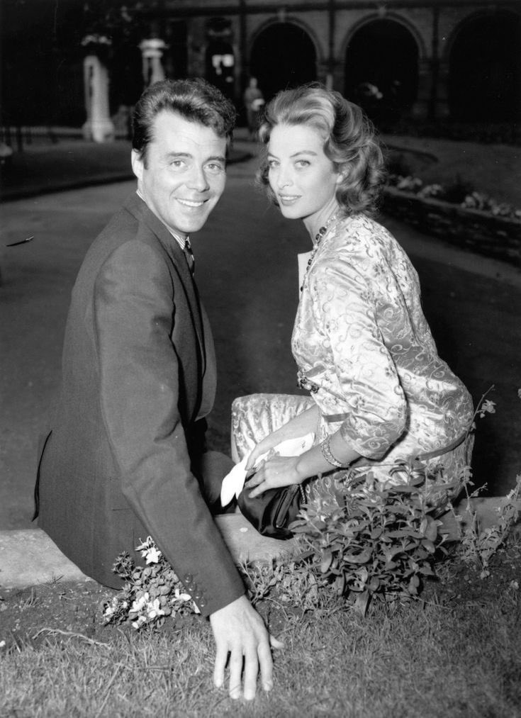 “the four of us had six days in rome together before the others arrived. cap and i found little out-of- the-way places to eat and sat for hours, talking and talking. it was wonderful to be with her again. [...]”

dirk bogarde in an article for the ‘woman’ magazine in 1961.