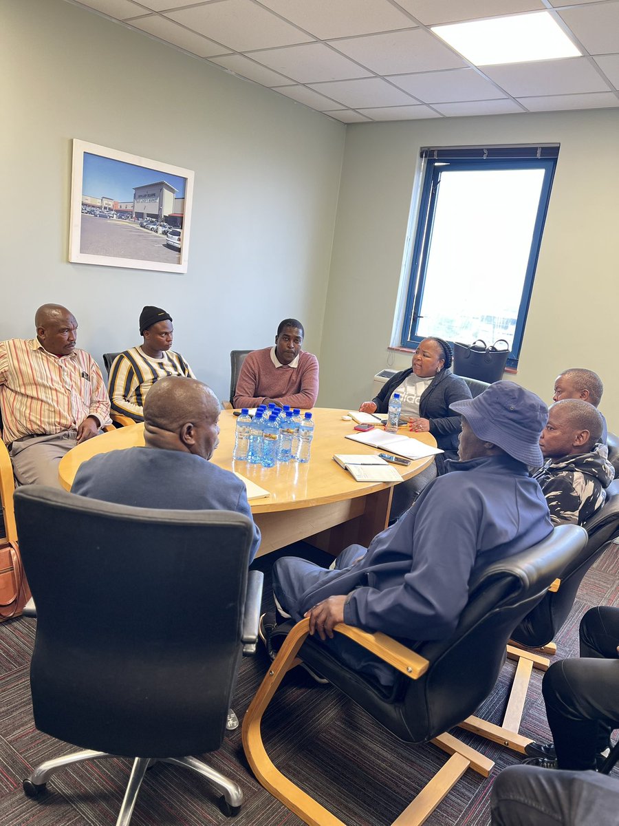 Eunice_Mgcina's tweet photo. Today, I’m in Braampark for a crucial meeting with ward councillors Cllr. Thabane and Cllr. Tefu, alongside ward stakeholders and JDA officials. We’re discussing project disputes and working towards sustainable solutions for our communities.
#JoburgDevelopment #CityOfJoburg #JDA https://t.co/v5g8XW4eke