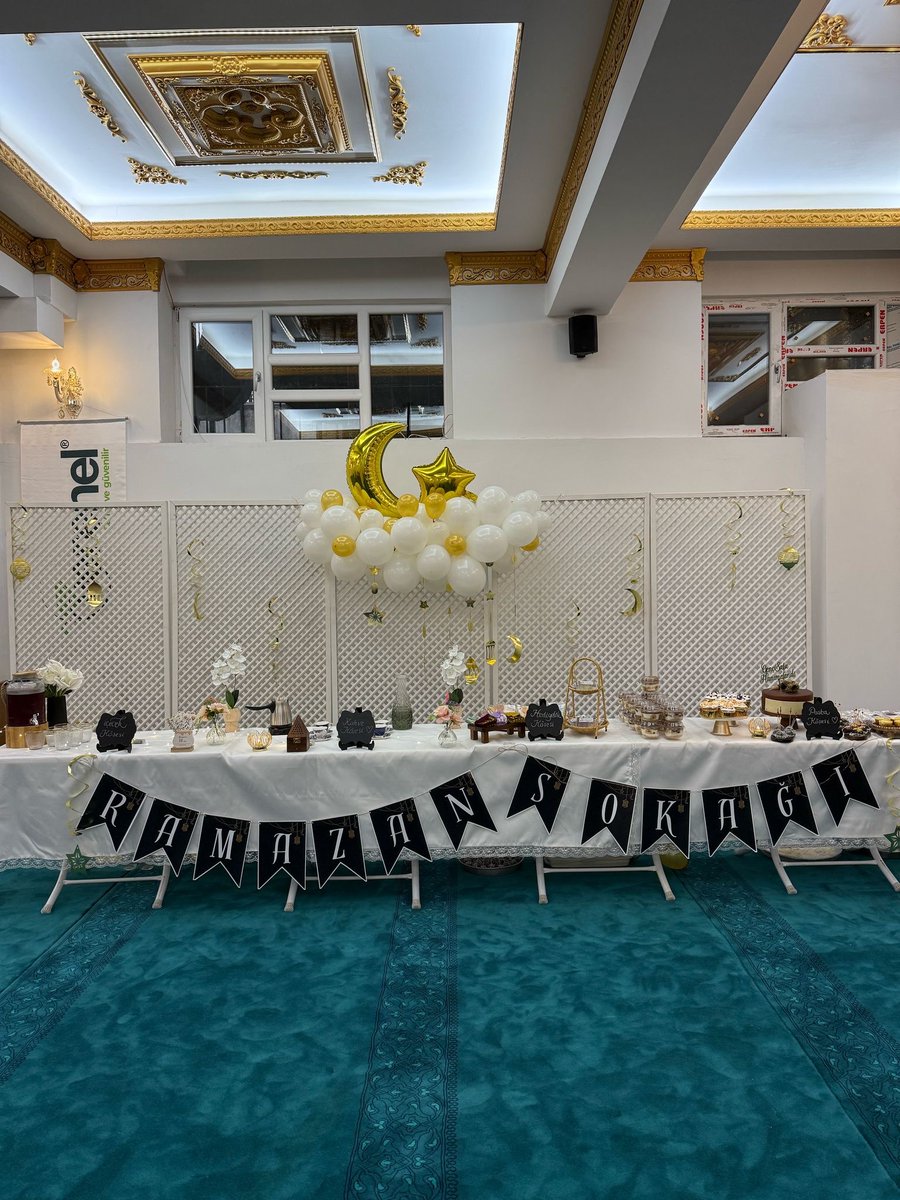 gncsafahanm's tweet photo. Gönlümüzü şenlendiren iftar programımızdan kesitler…✨

Katılımlarından dolayı değerli konuklarımıza teşekkür eder ve daha güzellerini Rabbimizden niyazla talep ederiz. https://t.co/eYkGjbhvnl