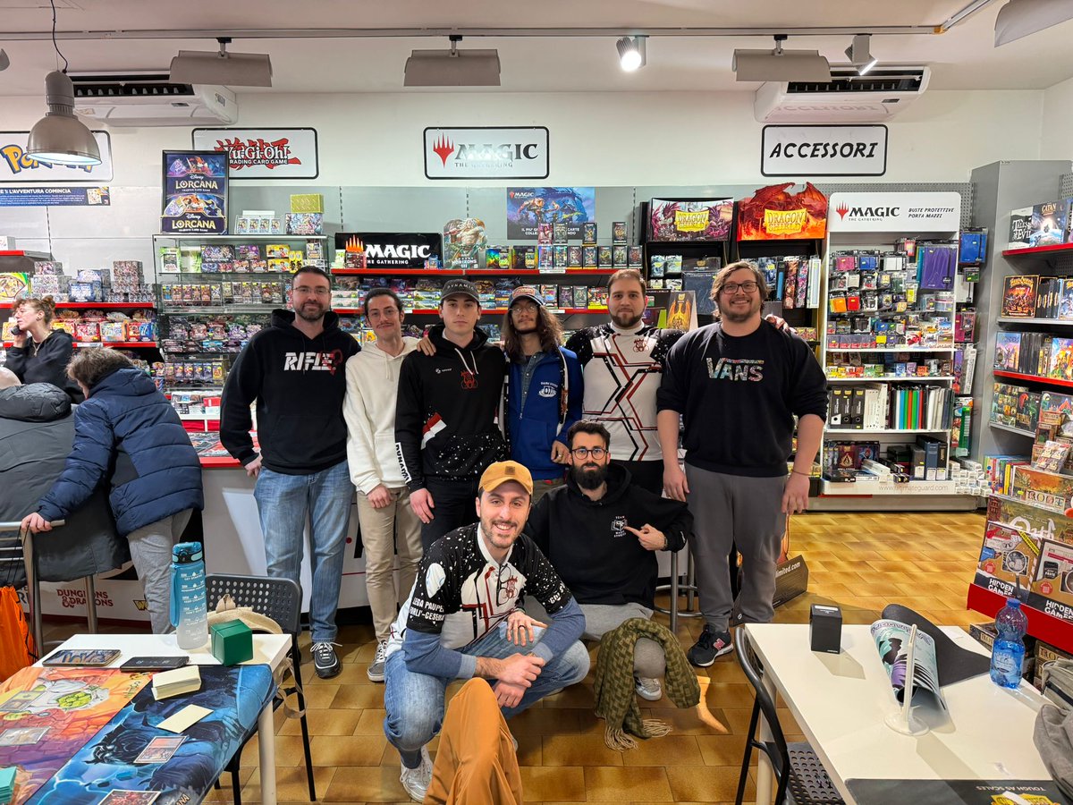Anthony_Cere's tweet photo. Sometimes I feel tired of what I'm playing, so.. The Boros Gates Antimeta that allowed me to 4-0 my LGS Pauper event + reachin top4 in my League Final few days later, after dying to itself of mulls/flood 2 matches in a row
MU👇
@fireshoes @MTGdecks @PauperDecklists @LegaPauperFC https://t.co/UM68coQbpf