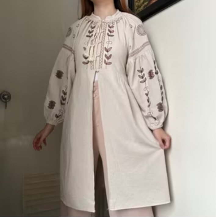 uwcnyu's tweet image. guyss tunik ini cocok dikasih bawahan + krudung warna apa ya?