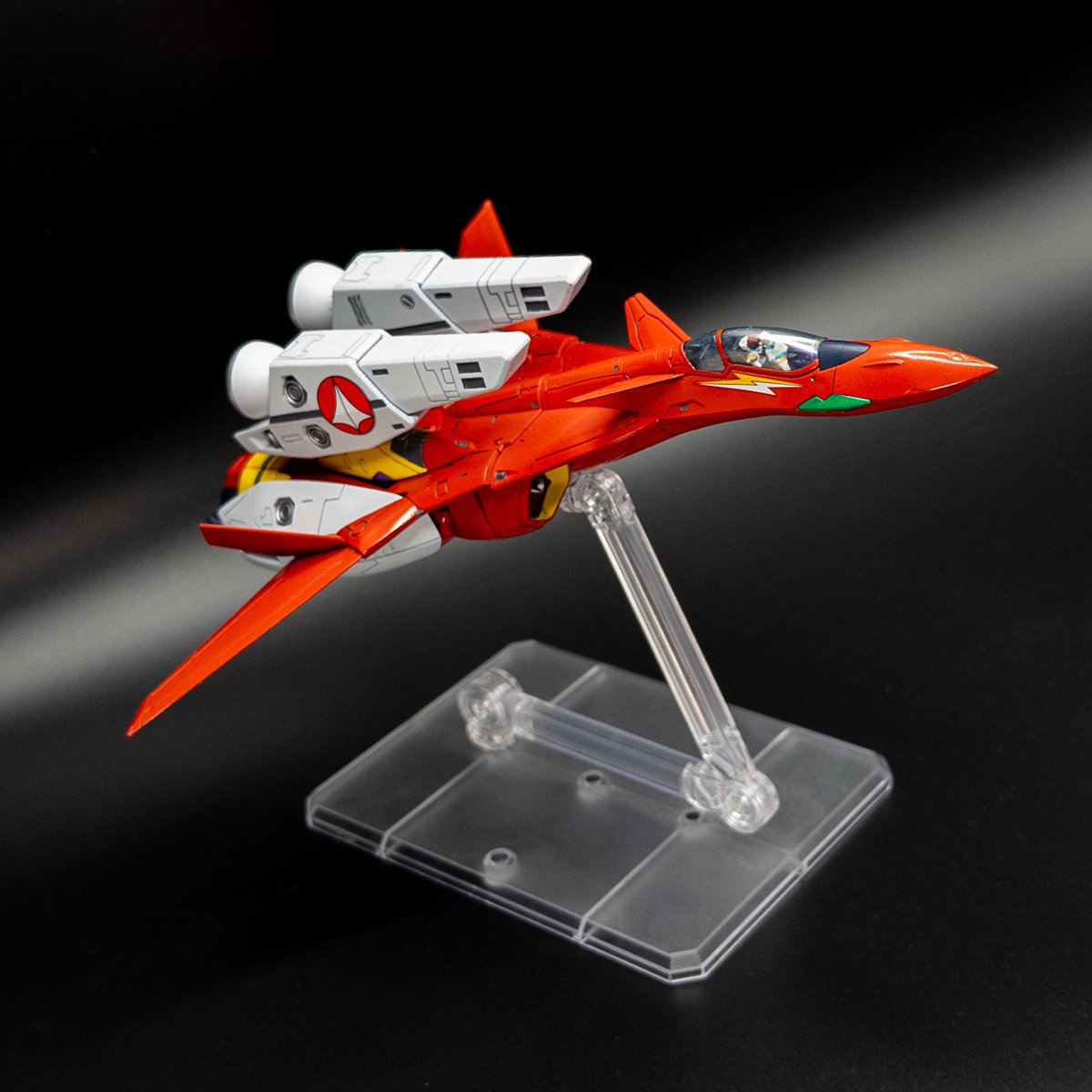 plmdlng's tweet image. 「ミンメイビデオ」
#バンダイスピリッツ HG VF-19改と #ウェーブ VF-1のスーパーパックで劇中11話の姿を再現しました。インテークが隠し拘りポイント。コクピットにはミレーヌもいます!
マクロス7序盤の印象深いエピソードと機体なので形にできて楽しかったです。
#マクロスモデラーズ応募