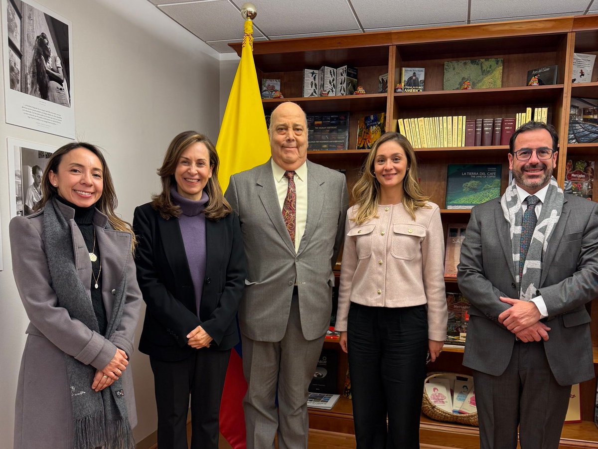 Ambassador Daniel García-Peña met with Marta Royo, the Executive Director of Profamilia, and representatives from <a href="/UNFPA/">UNFPA</a> to discuss Colombia’s preparations for the International Conference on Family Planning <a href="/the_ICFP/">ICFP</a>, to take place for the first time in Latin America in Bogotá