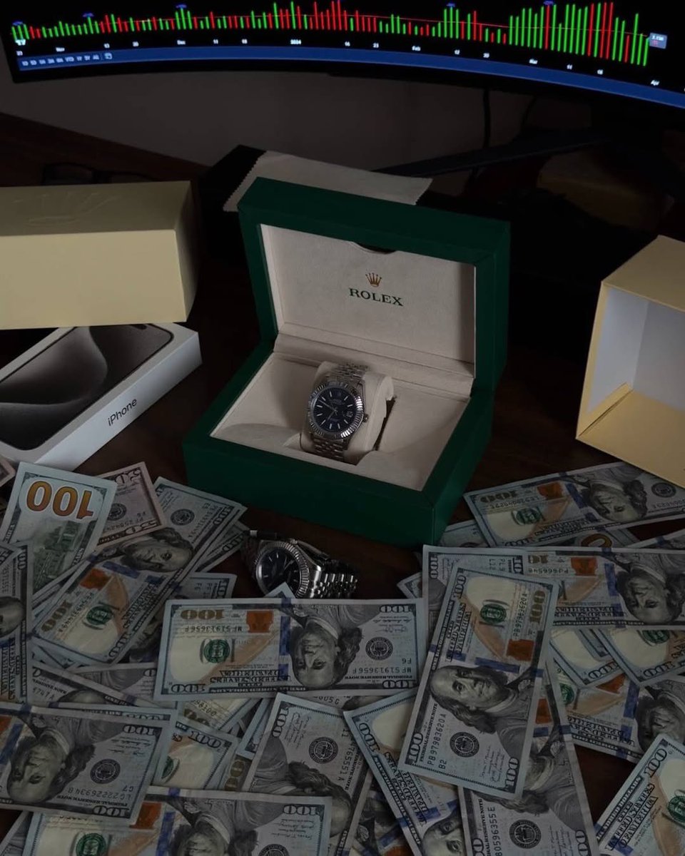 alexeixbt's tweet image. pov: it's 2028 and you're living your best life.