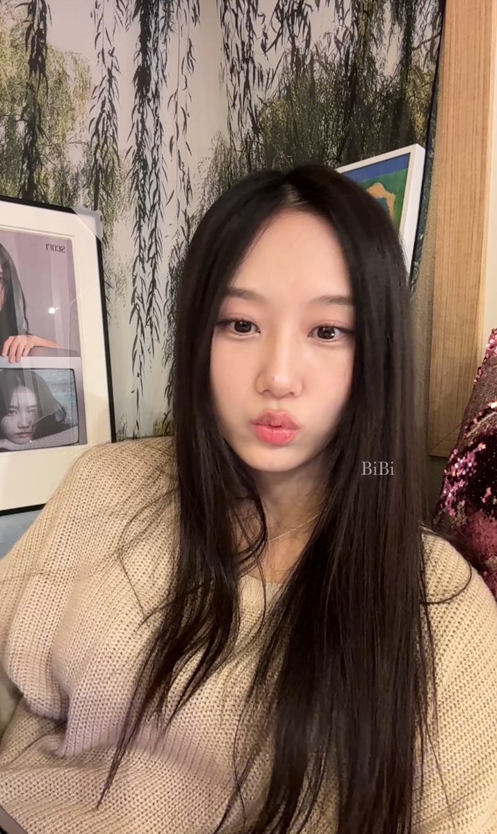 77_xcx's tweet photo. 241225 #서리버블 (1)

보고시푸. . .

#Seori #서리 https://t.co/8nOg0CyVTL