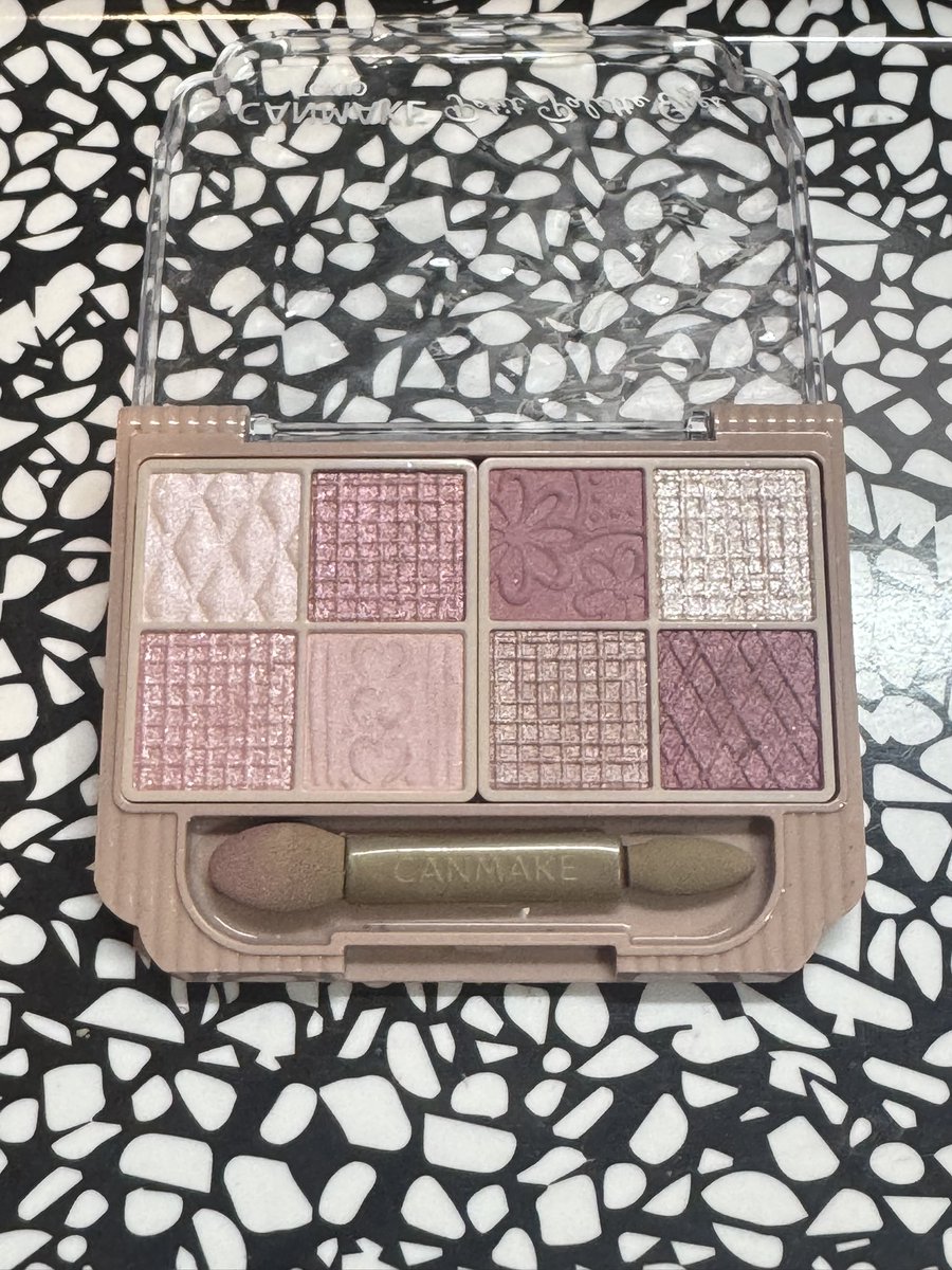 bennnuu1's tweet photo. ส่งต่อ 
- cream blush 4u2 สี 02 (90฿) 90%
-พาเรทตา canmake สี03 (199฿) 90%

📍ทักมาสอบถามดูพตได้ค่ะอยากปล่อยจริงๆ📍

#เครื่องสำอาง #เครื่องสำอางมือ2 #เครื่องสำอางเกาหลี #มือสอง #คสอเกาหลี #คสอมือสอง https://t.co/rjgeVAwyWf