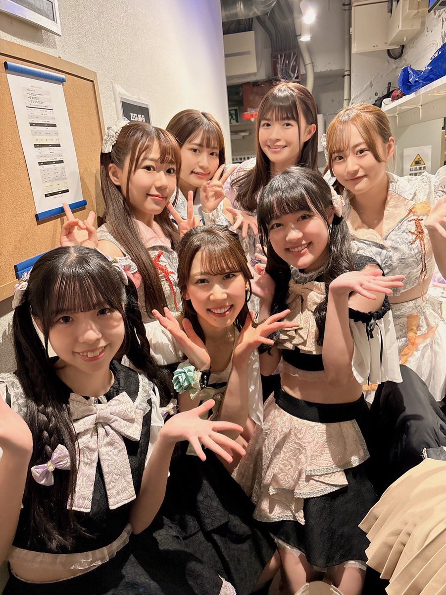 TiamInformation's tweet photo. 本日は「Bety無銭3マンライブ」にお越しいただきありがとうございました✨

次回のイベントは3/22にオンライン特典会を行います！！

ぜひお楽しみに🪄 https://t.co/h9ahxVU8AS