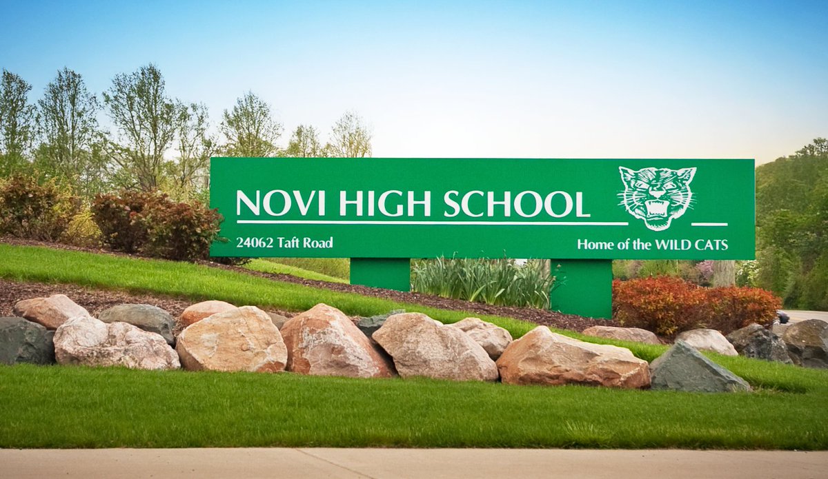 ValleyCitySign's tweet image. Happy St. Patrick's Day 2025!
It's that time of year again to look back at some of our cool green signs.
#StPatricksDay #Green #Shamrocks