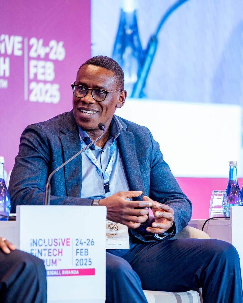 Kenyanpoet's tweet photo. From boardrooms to bike trails, Eric Muriuki, @NCBABankKenya Group Director, Digital Business and @LOOP_KE CEO, is redefining wellness!
#WordsonWellness #StoriesonWellness #LivingActively #lifestyle #HealthyLiving https://t.co/22KW9MJbxg