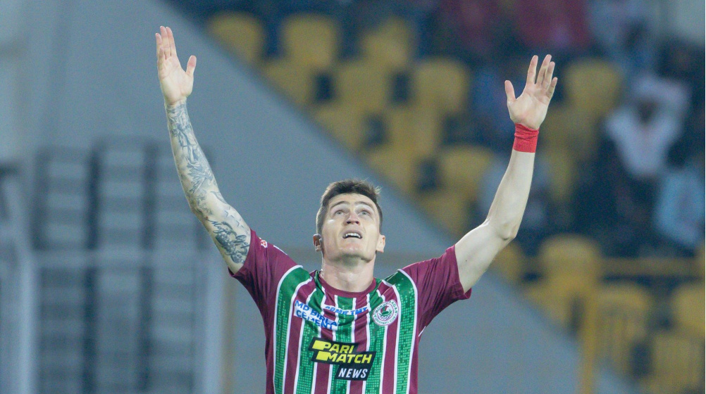 total_9118's tweet photo. 7.Slavko Damjanović
In December 2022 signing of Serbian defender Slavko Damjanović for the remainder of the 2022n23 ISL
Damjanović brought experience to the Mariners His familiarity with the league's challenge positioned him as a crucial asset for ATK
#KBFC #ATKMB https://t.co/j2NMB8Mhzh