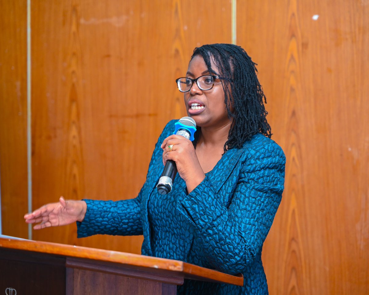 NPHIKenya's tweet photo. 𝐍𝐏𝐇𝐈 𝐂𝐄𝐂𝐌 𝐇𝐄𝐀𝐋𝐓𝐇 𝐒𝐄𝐍𝐒𝐈𝐓𝐈𝐙𝐀𝐓𝐈𝐎𝐍 𝐖𝐎𝐑𝐊𝐒𝐇𝐎𝐏

Dr Isabella Ayagah-Counties are among our partners and we want to establish the capacities they share to make health security a reality.This is the beginning of long-term partnerships we aim to forge. https://t.co/BWuIsIwYVx