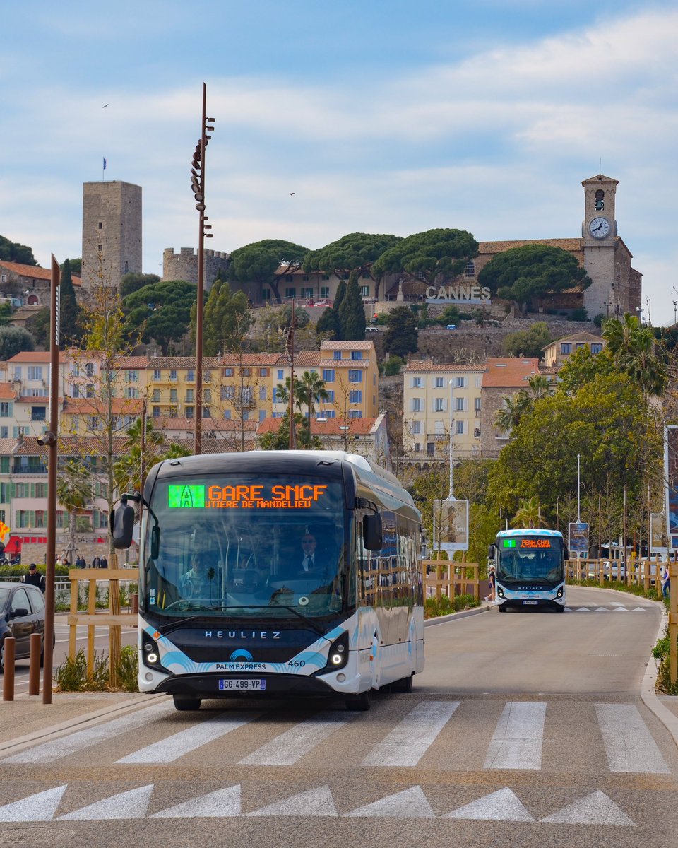 thomas_chaffaut's tweet photo. Cannes : Les GX Linium se suivent et se ressemblent sur les lignes fortes du réseau Palm Bus. (07.03.2025)
#Cannes #France #CotedAzur #PalmBus #Heuliez #GX337 #Linium #city #street #architecture #bus #autobus #transport #transit #öpnv #publictransport https://t.co/QarYXGRNi9