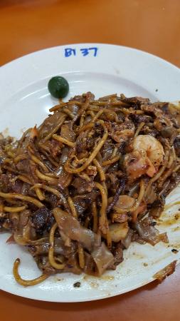 Shawnical_JC's tweet photo. @kobokanaeru took from the internet, char kway teow https://t.co/wmL0GIDIug
