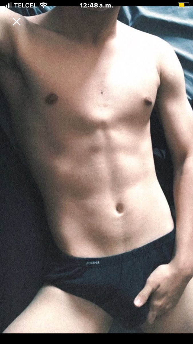 QueGuacala's tweet photo. Torsos que se antojan https://t.co/IwaeDp3bMt