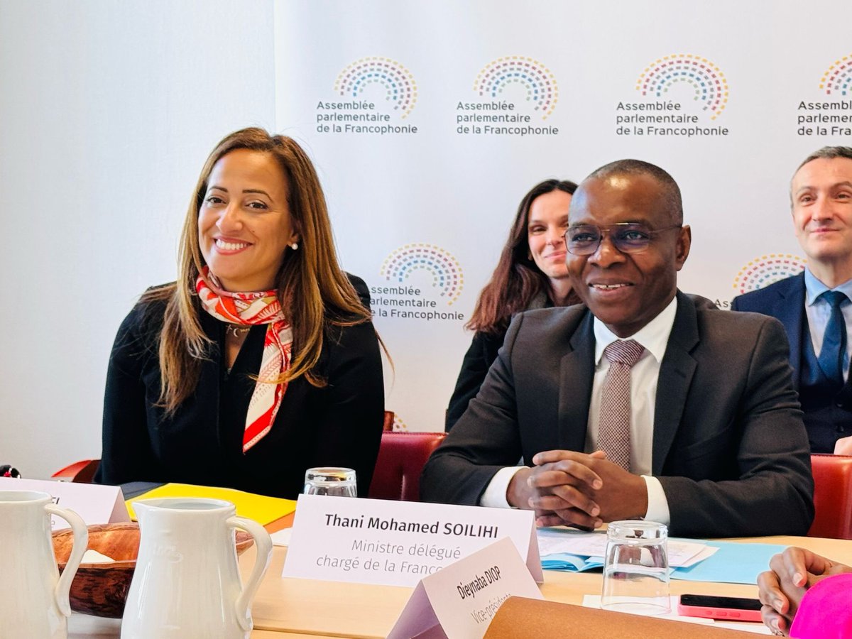 La diplomatie parlementaire francophone en actes !

En ouverture de la Semaine de la langue française et de la Francophonie, quel plaisir d’être venu à la rencontre de l’ <a href="/APFfrancophonie/">APF. Francophonie</a>, qui fait vivre la coopération entre 95 Parlements de l’espace francophone.

Merci au