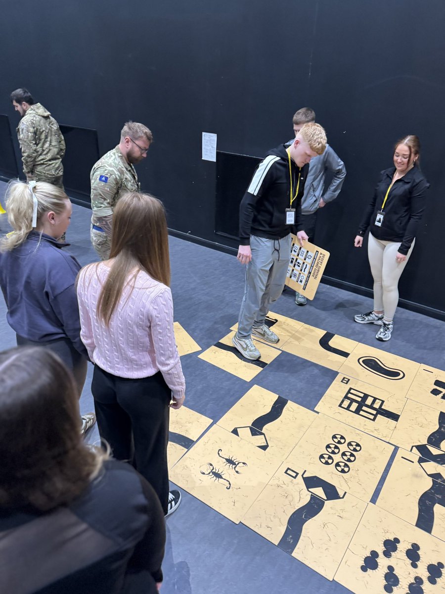_thomas_jones4's tweet image. Fantastic team building day with The Army. Our L3 Year 2 students learnt about teams within the army and demonstrated working in teams for their assessment. 

A fun day had by all💪🏼🤩

@coleggwent @JoelMorgan81