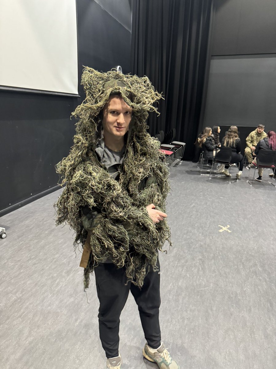 _thomas_jones4's tweet image. Fantastic team building day with The Army. Our L3 Year 2 students learnt about teams within the army and demonstrated working in teams for their assessment. 

A fun day had by all💪🏼🤩

@coleggwent @JoelMorgan81