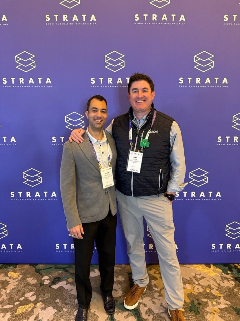 Winholt's tweet image. Winholt regional sales manager, Bryan Spencer, and Sr. VP of Sales, Mike Chick, at the STRATA Annual Conference! @STRATAGPO

#WinholtEquipment #STRATA #STRATA2025AnnualConference