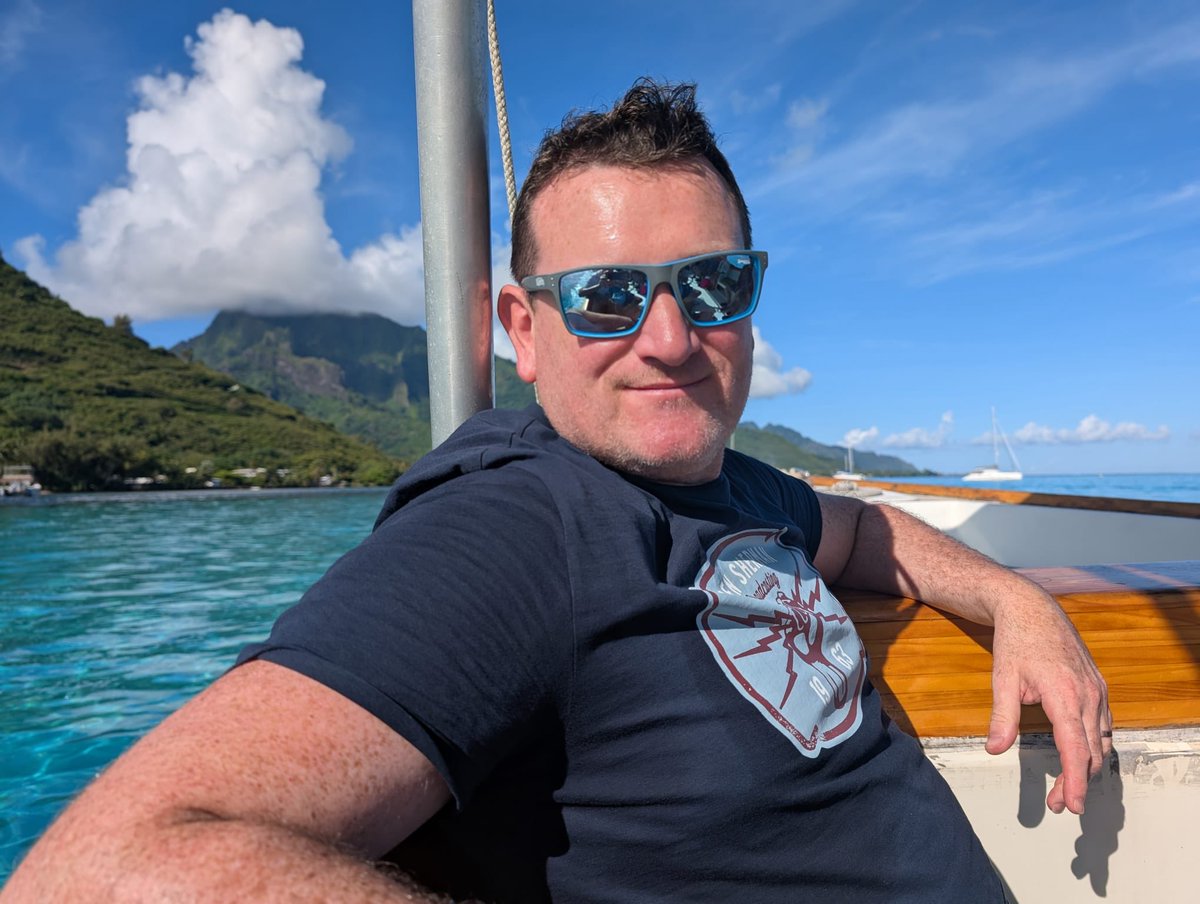 Leaving paradise and onto new adventures. #Tahiti #FrenchPolynesia #Ourfavouriteplace😀#NewZealandherewecome #howwearegoingtocopeinacampervan