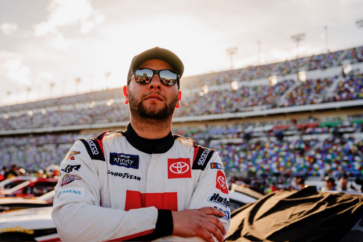 For the first time in his career, <a href="/JBonsignore/">Justin Bonsignore</a> will compete at a 1.5-mile track this weekend. He's back with <a href="/JoeGibbsRacing/">Joe Gibbs Racing</a> in the <a href="/NASCAR_Xfinity/">NASCAR Xfinity</a> Series at <a href="/HomesteadMiami/">Homestead-Miami Speedway</a>.

justinbonsignore.com/s/stories/bons…