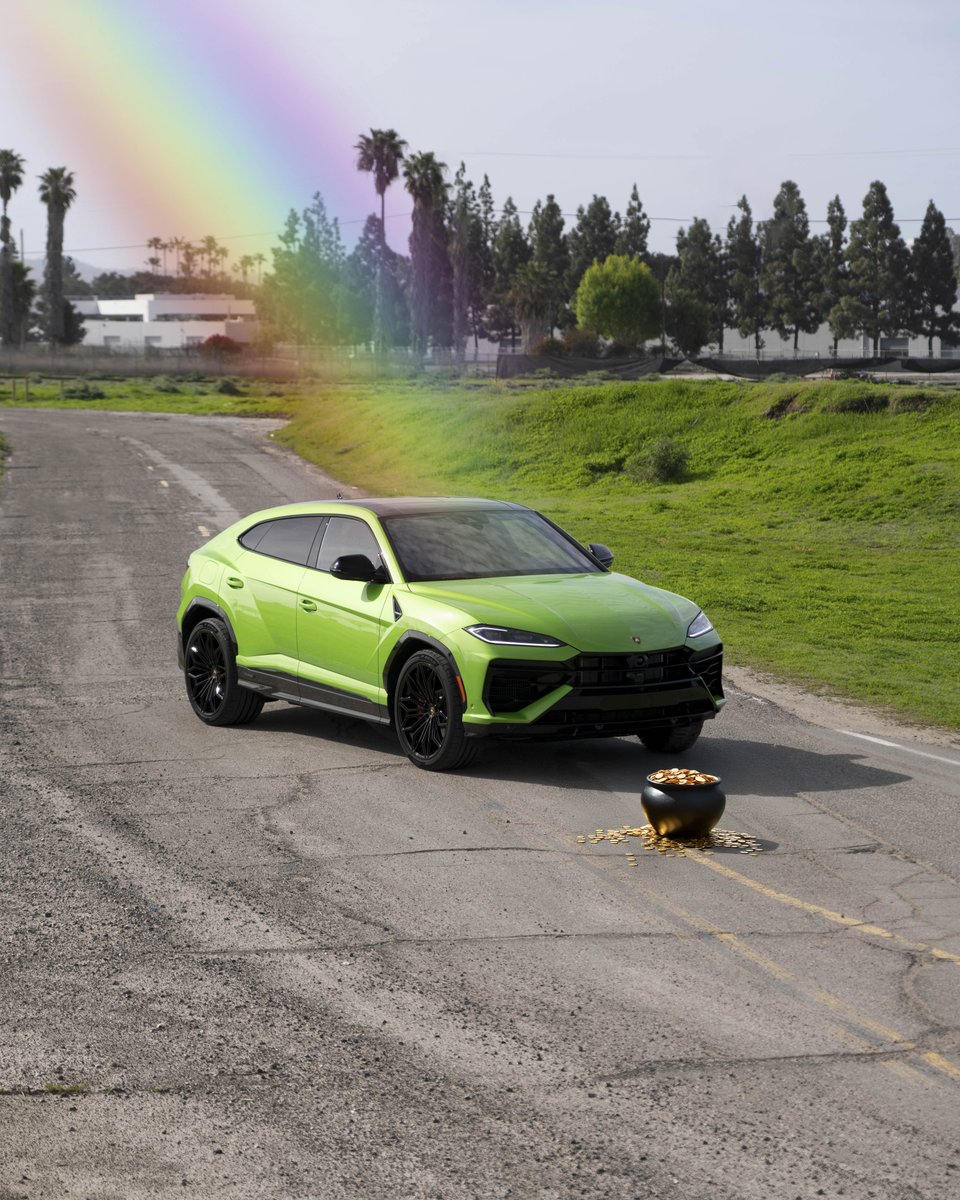Happy St. Patrick's Day from Lamborghini Newport Beach!

Here's to finding your pot of gold today, in whatever form that may be!