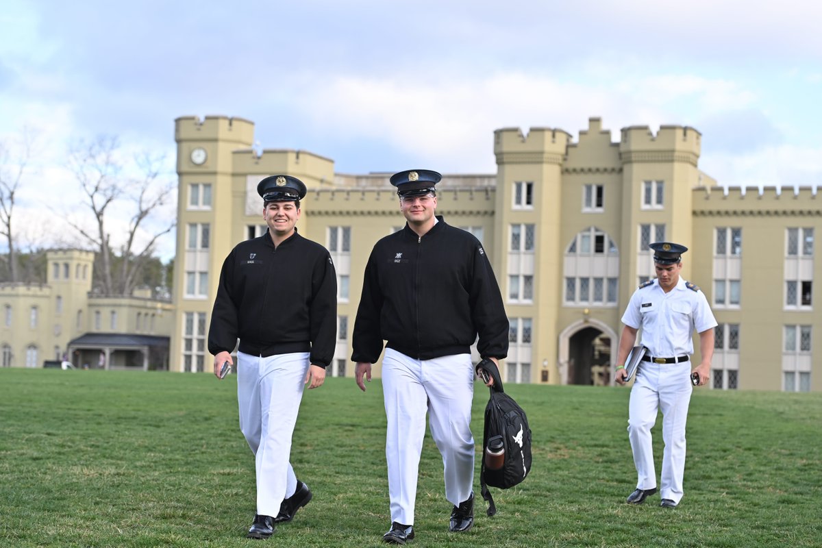 VMI1839's tweet image. Spring FTX is around the corner. Time to lock in! 💪⚔️

Welcome back from furlough.

#RahVaMil #VMI #SpringFTX