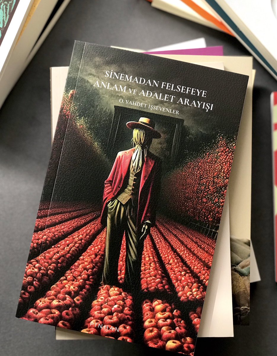 İnsan adlarla kendini gerçekleştirir; dünyada kurumlar kurmak da yine adlar aracılığıyla olur. Tam da bu yüzden Arendt Devrim Üzerine adlı eserini arkaik Yunanların “Hiç doğmamış olmak, sözcüklerle gömülü bütün mananın üstündedir fakat eğer doğmuşsak, 

->