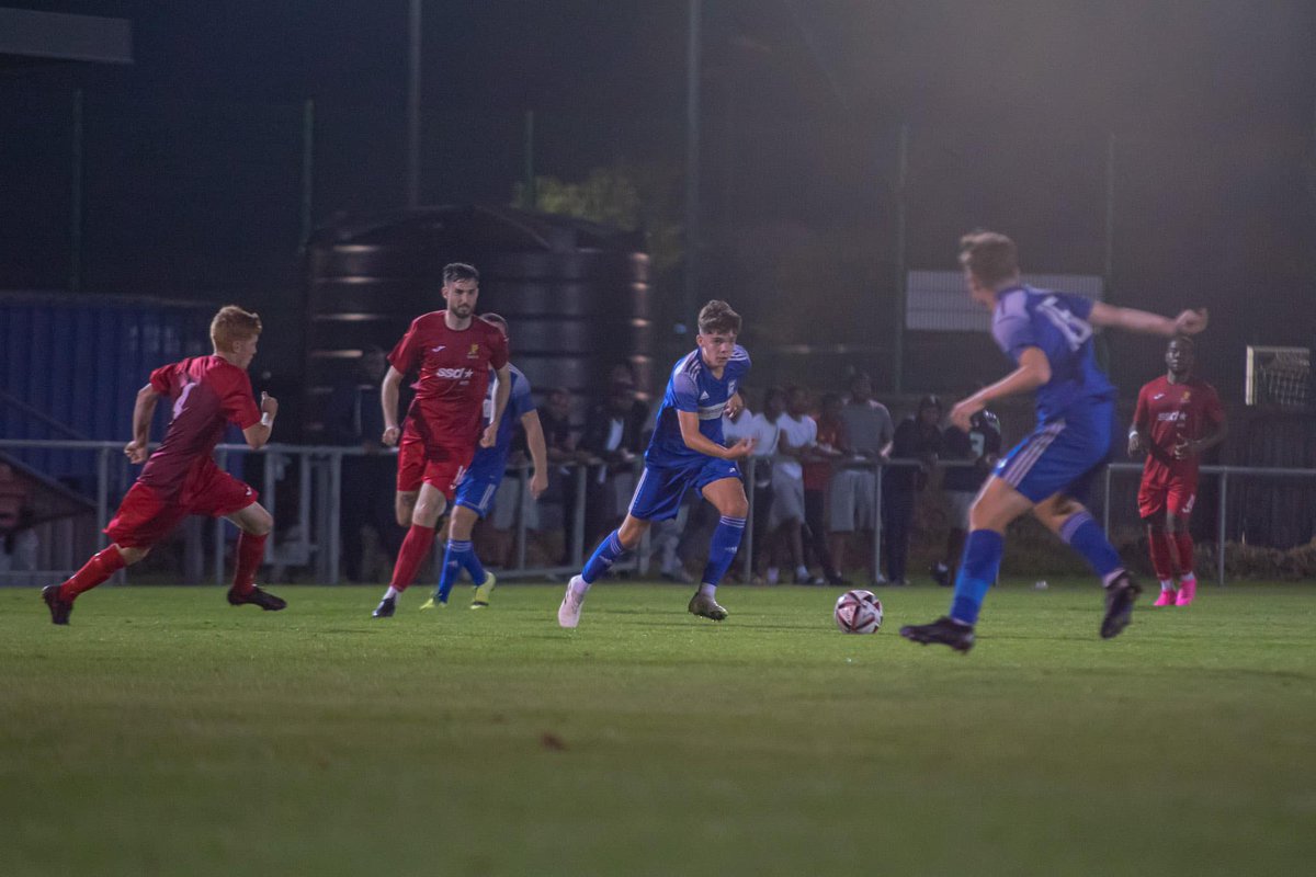 🏟 THIS WEEKS FIXTURES AT THE NEW CROFT | Join us for:

Haverhill Borough 1st team v Dussindale - Tues 18th March. Gates open at 6pm for 7:45PM KO
Borough v Pinchbeck United - Sat 22nd March. Gates open at 1:30pm for 3pm KO

🍟 Food &amp; refreshments available!
