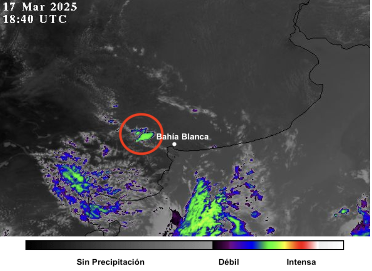 meteobahia's tweet photo. En la imagen satelital se observa que lentamente se van #activando los núcleos de #tormenta que afectarían a #BahiaBlanca y parte del SOB. https://t.co/xoUsAtIByi