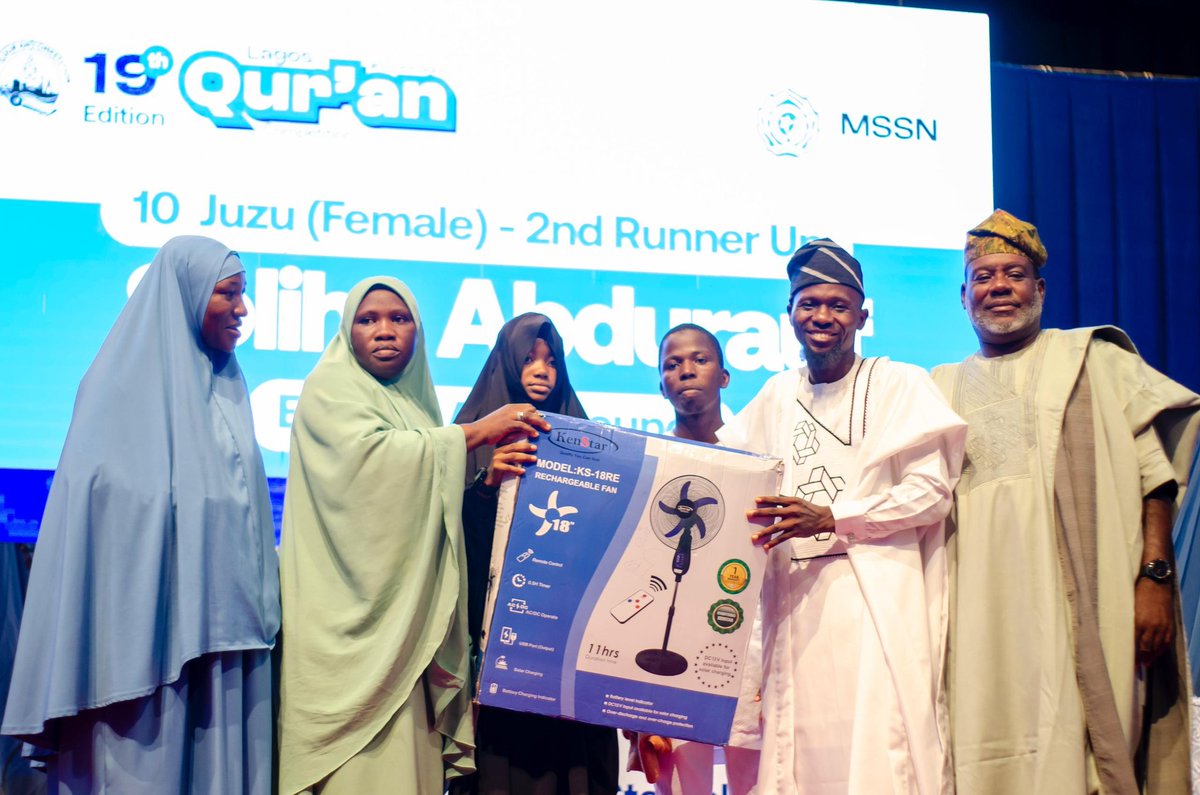 ReciteLagos's tweet photo. MEET THE CHAMPIONS OF THE 10 AJZAA CATEGORIES -FEMALE

Winner🏆 : NUSAYBAH BUNYAMIN from the Fajr Center, Ikorodu West
First RunnerUp🥈: FATIMAH BELLO MUHAMMAD from Orile Agege Council.
 Second RunnerUp🥉: SOLIHA ABDUR RAUF from Eti Osa Area Council https://t.co/KCJ9J5cTLA