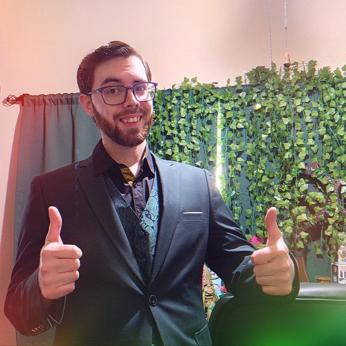 TheEldritchSuit's tweet photo. It's that time of year again where I like to be a dork and post a bunch of photos of myself making goofy faces while posing in a green suit. Happy #StPatricksDay everyone!

+ a wonderfully happy 8-year anniversary to my lovely gf (at work currently). Excited for our date night! https://t.co/adRdM8fjGk