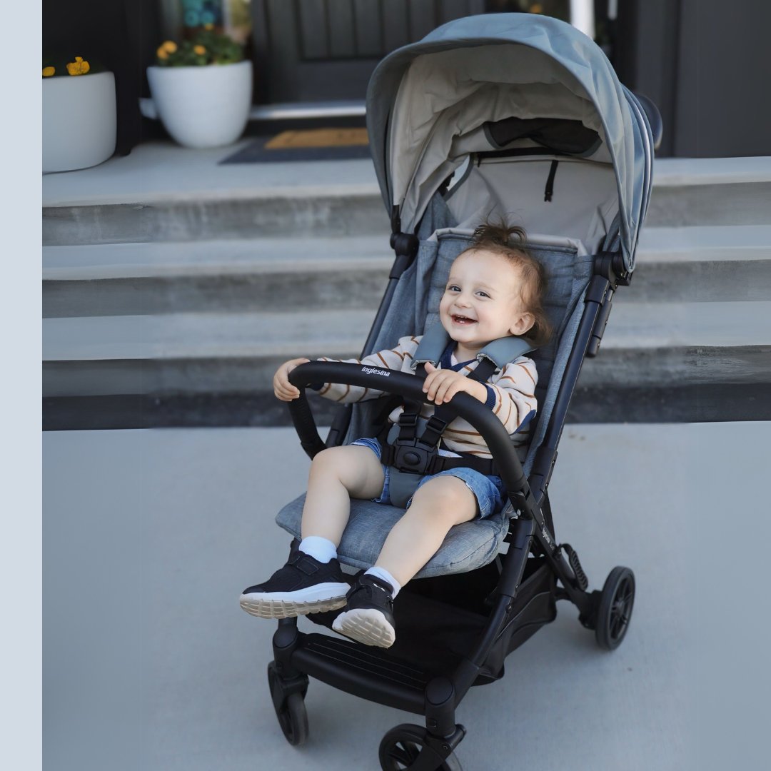 inglesinausa's tweet image. Stroller check or carry on? Up to you. 😎 Getting your little one in and out of the #Quidstroller is easy - simply unclip the bumper bar. Did you know the Quid is more compact than the average carry-on? 🤯
-
Photo: @barbells.and.diapers
#BabyWellness #Inglesina #TravelStroller