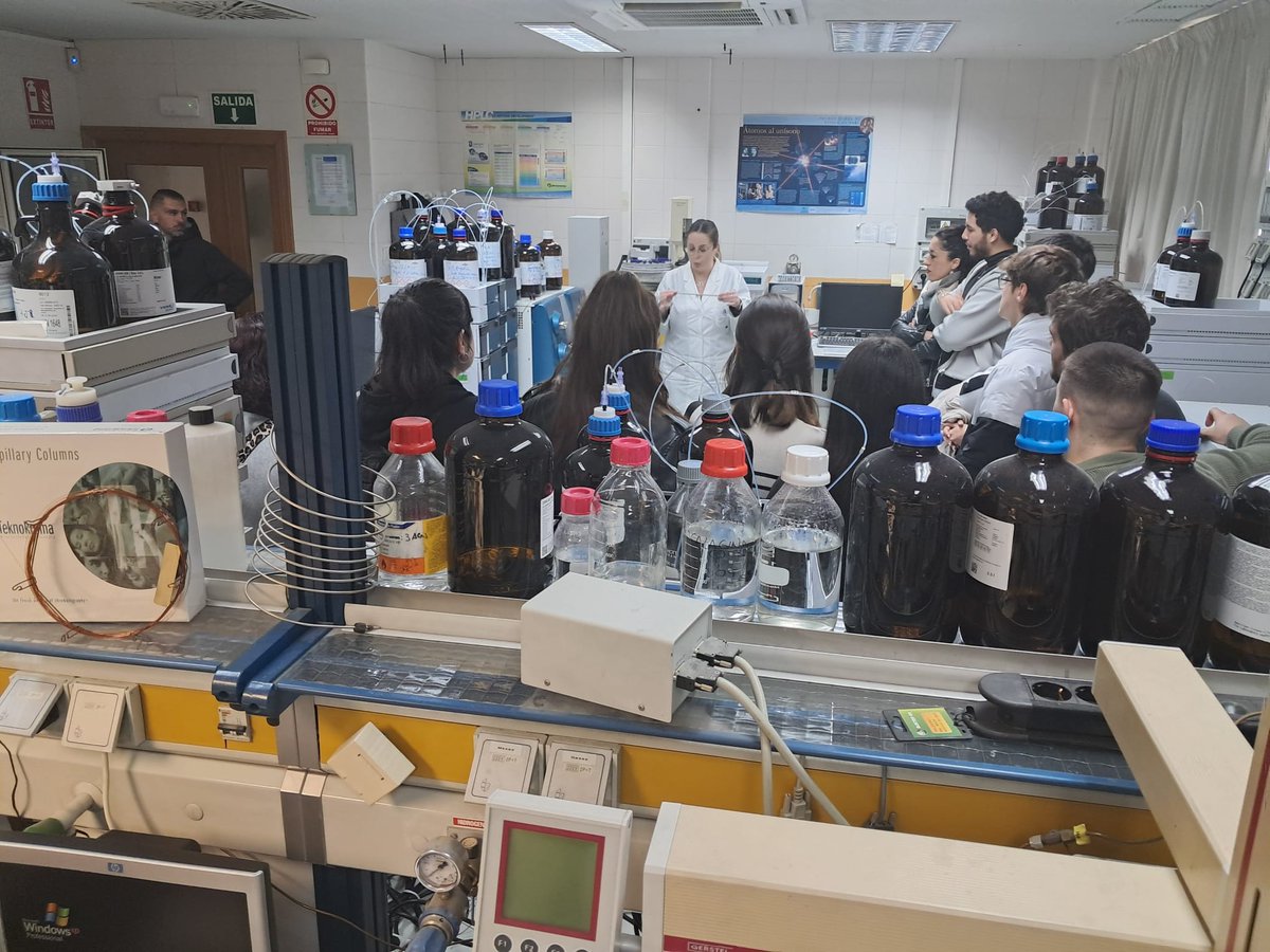 CTCAlimentacion's tweet photo. 📢 Hoy en el CTNC recibimos la visita del @CifpDe de Murcia, 1° del Ciclo de Dietética. ¡Gracias por acompañarnos! 👩⚕️🥗
#CTNC #Formación #Dietetica https://t.co/dYPJ9PhZNi