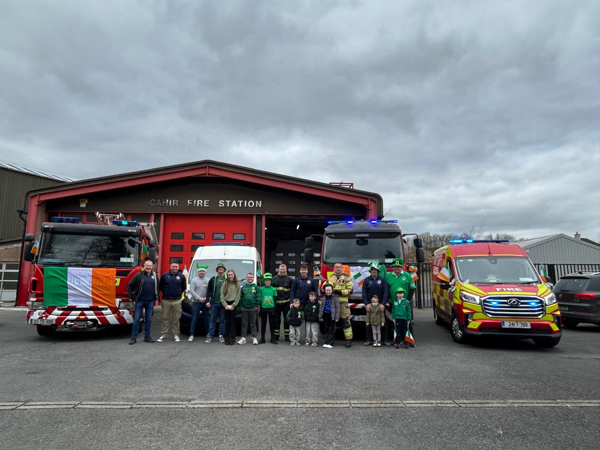 Cahir Fire Crew and friends all ready for today's parade ☘️🍀