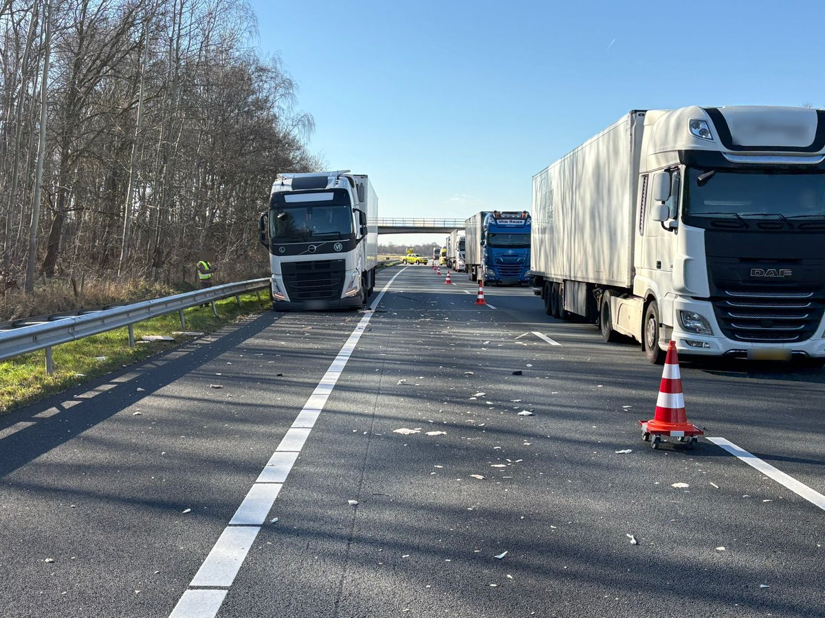 Ongeval op A67 bij Liessel veroorzaakt rommel en vertraging