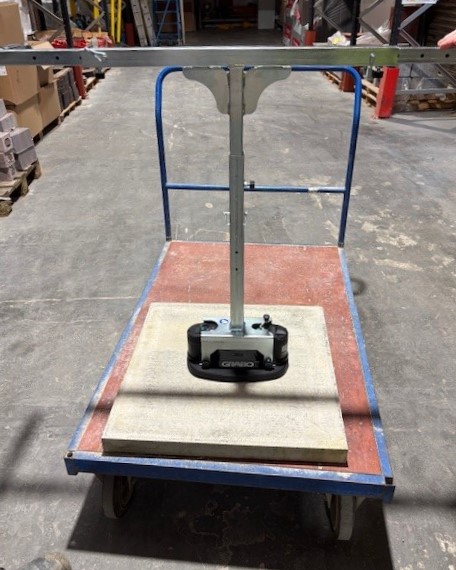 Thank you to Grabo, who came out to our depot to give us a demo of their multi-purpose suction tool. We want to ensure that when they’re lifting, our staff have the best possible tools at their disposal #Teamwork   #Wellbeing