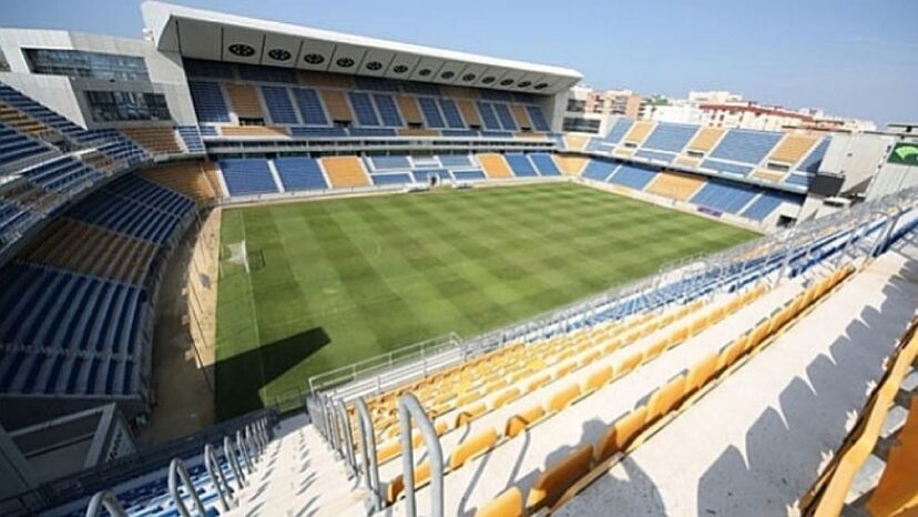 Diegodp_9's tweet photo. Por un Cádiz revolucionario, todos los fachas fuera de estadio: https://t.co/j8LkhQdVEl