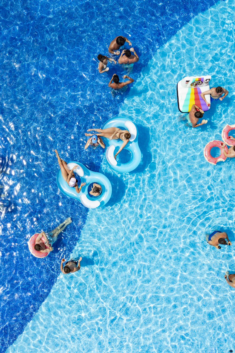 GranOasisCancun's tweet photo. Having fun or what? 😎🔥 This was round two of #SpringBreak2025! 🤪🥳 Are you ready for the last one? 🫵🏻😏

📍 Grand Oasis Cancun
#TheEntertainmentResort #OasisLovesU #summerstyle #summervibes #cancun #cancunparty #springbreakcancun #wheninincancun (1/2) https://t.co/qNCOVPgr3n