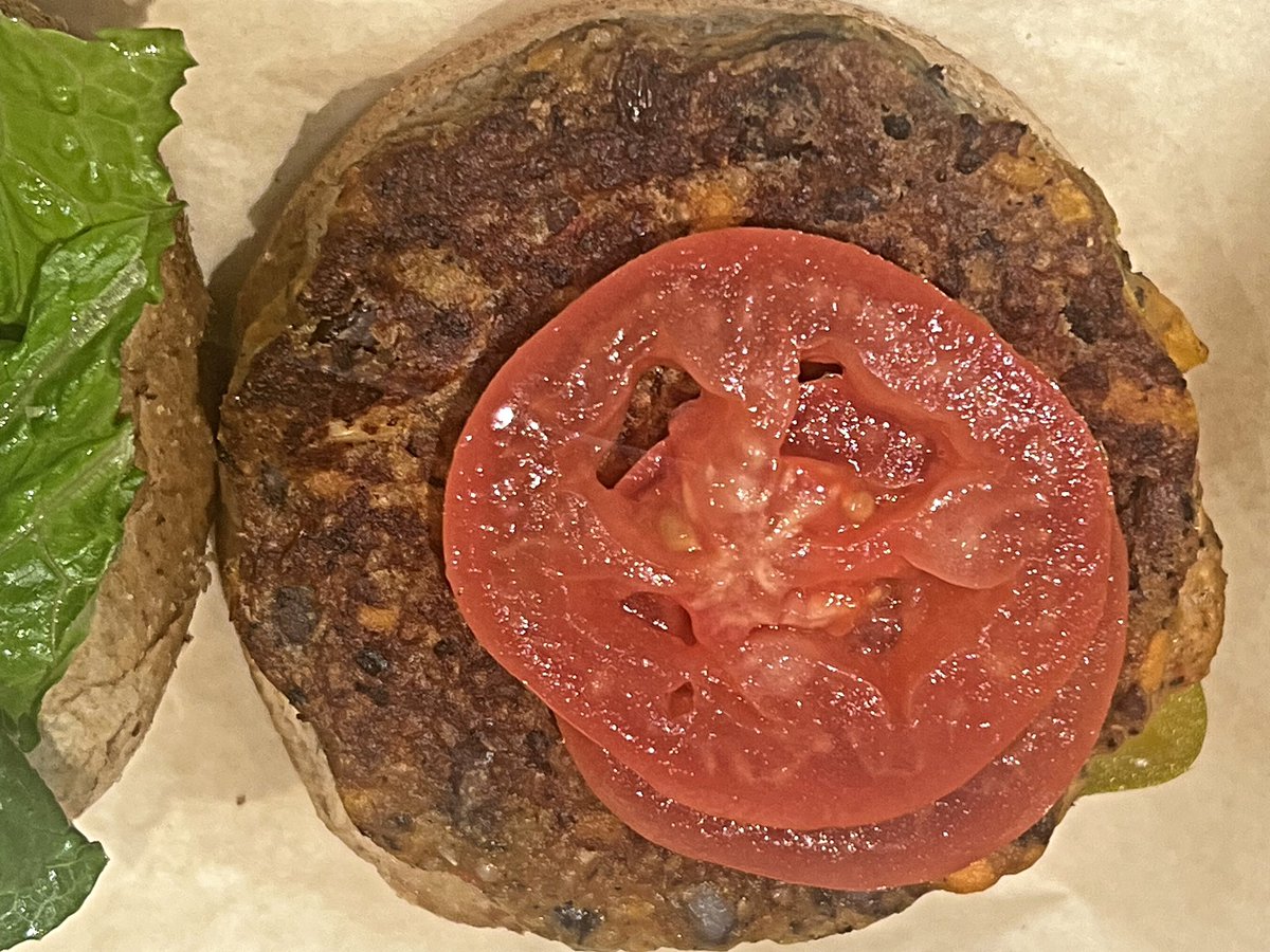 Robotvirgin's tweet photo. Chipotle Burger at Next Level Burger, a PDX Vegan Burger Restaurant; Chipotle Black Bean Patty, Organic Guac, Pickled JalapeΓ±os & Chipotle Mayo!
.
.
.
#veganchipotleburger #veganburger #veganmeat #vegan #veganfood #plantbased #veganism #guac #avocado #organic #nextlevelburger https://t.co/qlkqeVtHyw