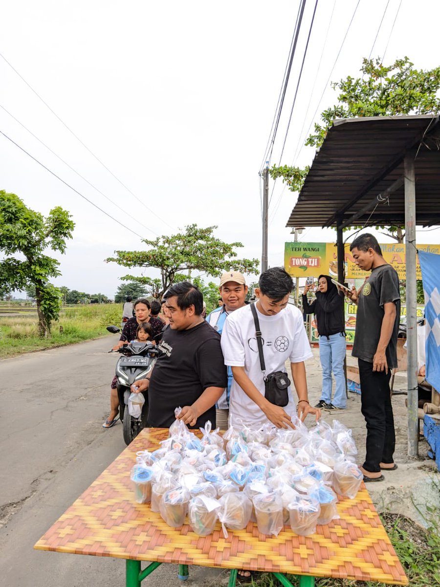 SABERMANIA tweet media