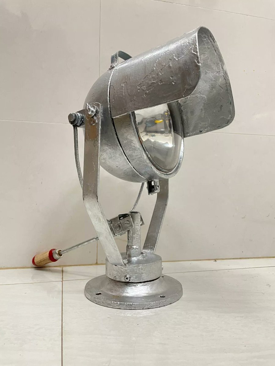 Therustedmetal's tweet photo. Elevate your space with vintage industrial charm! This adjustable iron spot light fixture is perfect for wall or ceiling mounting,https://t.co/6CfadTGg5D
#IndustrialLighting #VintageSpotLight #IronLightFixture #StPatricksDaySale #HomeDecor #love #instagood #fashion #photooftheday https://t.co/sZhbd5sMec