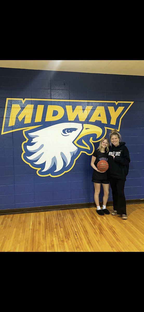 lexy0304's tweet photo. After a great visit and conversation with the coaching staff at Midway University, I am blessed to announce I have received an official offer!💛💙@Kylee_Gorby @MidwayWbb https://t.co/lI2FBcoKxy