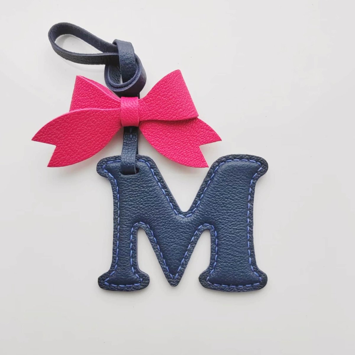 WildingWit40935's tweet image. Customized Bow Letter Bag Charm - Leather Alphabet Keychain with A Big Bowknot🎀
wittywilding.com/products/custo…
#initialbagcharm #initialkeychain #wittywilding #customletterbagcharm #customletterkeychain #letterbagcharm #personalizedletters #Customizedletters #leatherletterkeychain