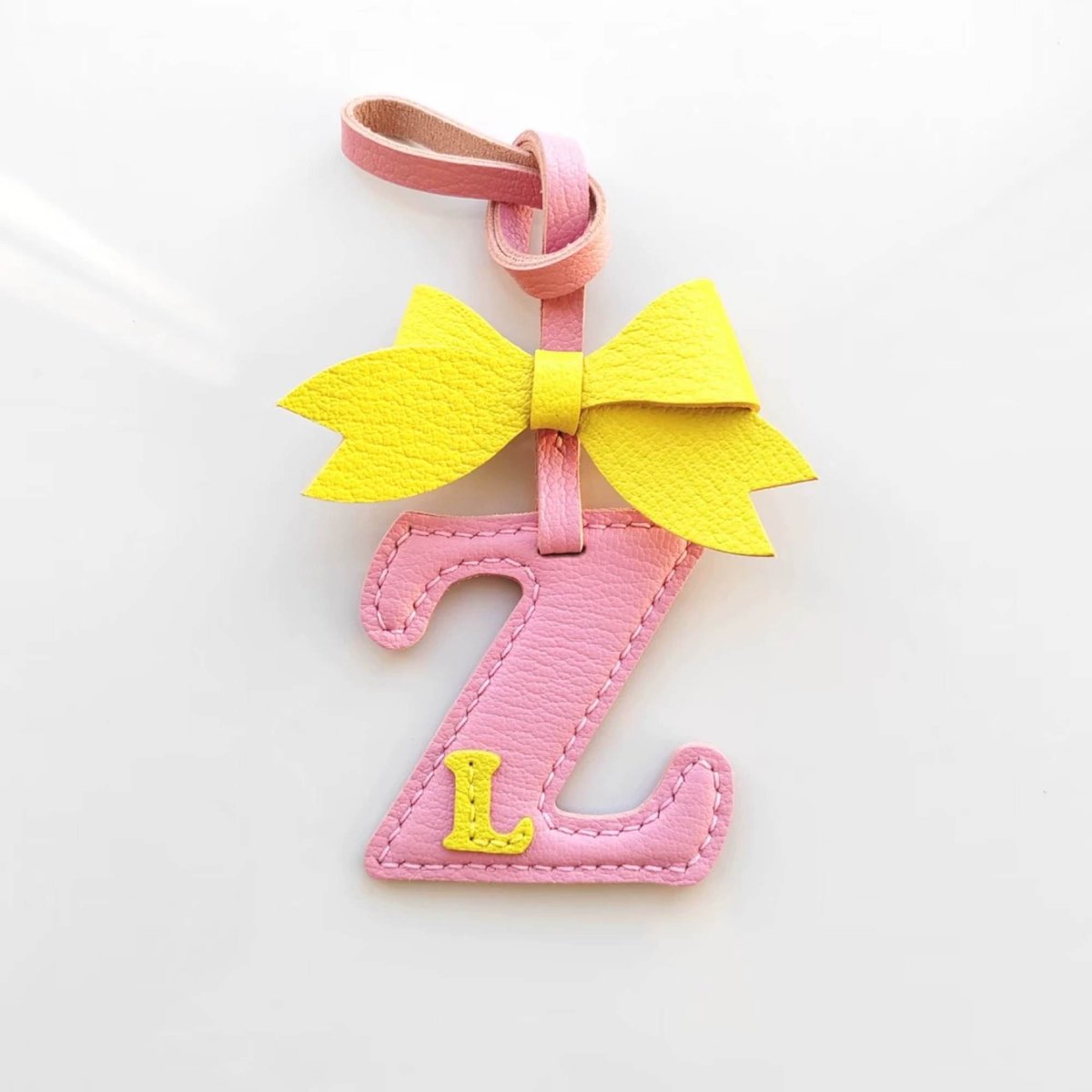 WildingWit40935's tweet image. Customized Bow Letter Bag Charm - Leather Alphabet Keychain with A Big Bowknot🎀
wittywilding.com/products/custo…
#initialbagcharm #initialkeychain #wittywilding #customletterbagcharm #customletterkeychain #letterbagcharm #personalizedletters #Customizedletters #leatherletterkeychain