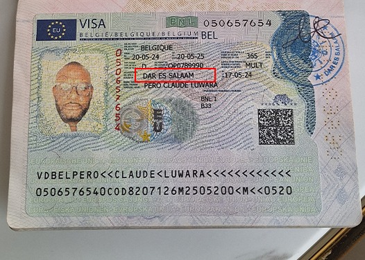 peroluwara1's tweet image. Sincèrement pour certaines personnes, être FOU est un choix.