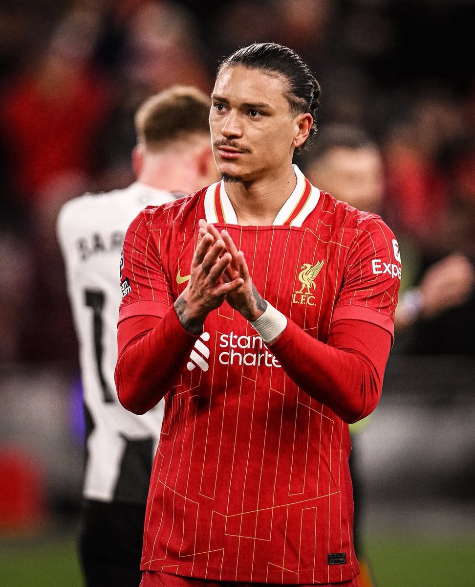 🚨🇺🇾 | ATENCIÓN: Atlético Madrid es el máximo interesado en fichar a Darwin Núñez.

👀 Es del gusto del Cholo Simeone y el club español ve con buenos ojos su llegada para la próxima temporada.

El uruguayo está cada vez más lejos de permanecer en Liverpool.