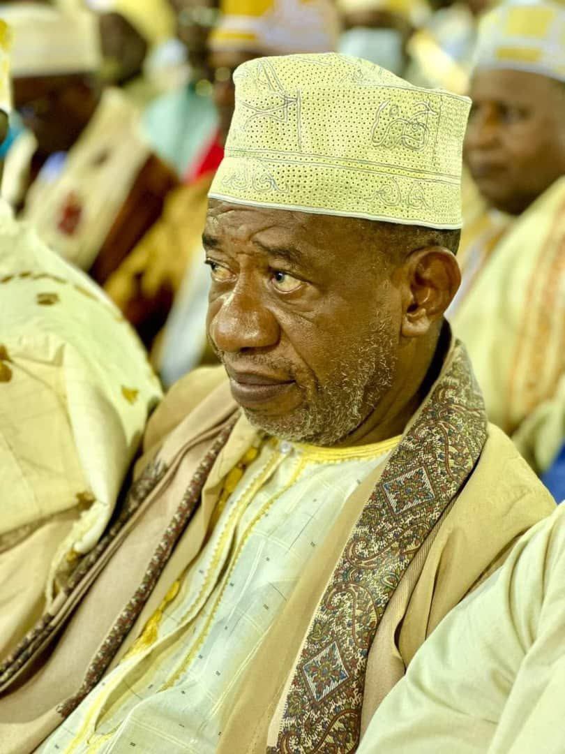 Je suis profondément attristé par la disparition de Monsieur Said Abdou Salim, un grand artisan du développement économique de notre pays. Son travail, notamment pour l’accession des Comores à l’OMC, a marqué un tournant décisif pour notre économie. Je présente mes sincères