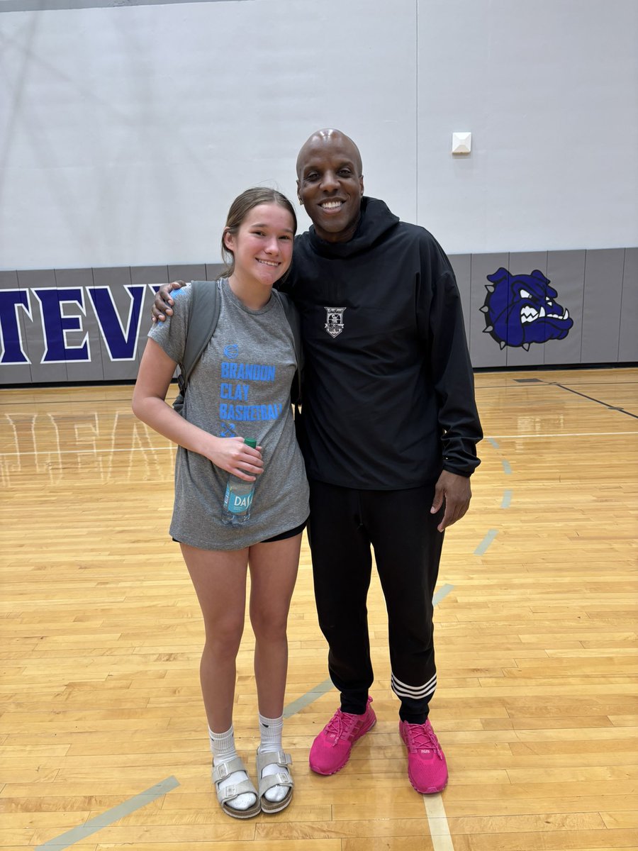 Stella DeSalvo (@stelladesalvo29) on Twitter photo Great day in Fayetteville, AR with <a href="/BrandonClayPSB/">B r a n d o n C l a y</a> at the Brandon Clay Spring Elite 100 event. Great day in Fayetteville, AR with <a href="/BrandonClayPSB/">B r a n d o n C l a y</a> at the Brandon Clay Spring Elite 100 event.