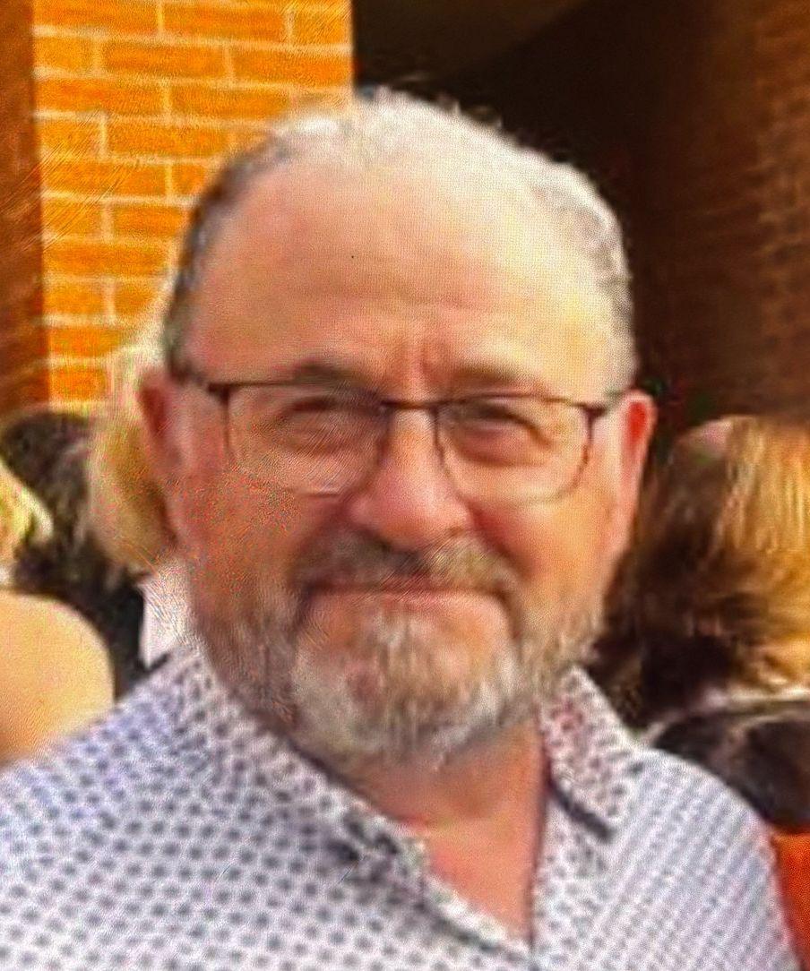 Queremos agradecer todas las muestras de cariño y ánimo que nos habéis enviado tanto a este club que era su casa, así como a sus familiares e hijos; Mario y Elena.
search.app/6Rzp2nTfoYrcHE…
Adiós amigo, té echaremos de menos.
Siempre con nosotros. ♥️♥️♥️